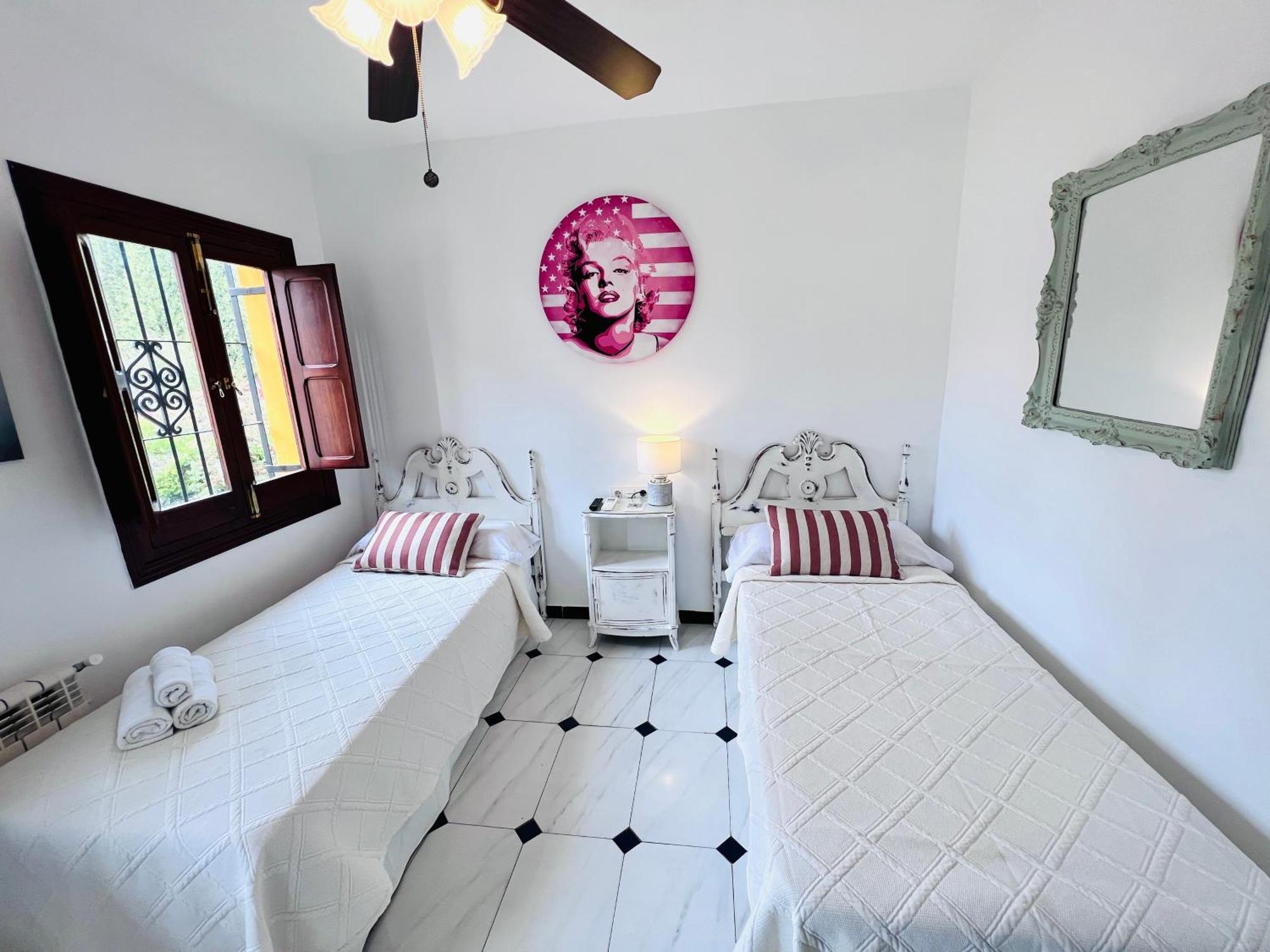 Hotelito Suecia Granada Ngoại thất bức ảnh
